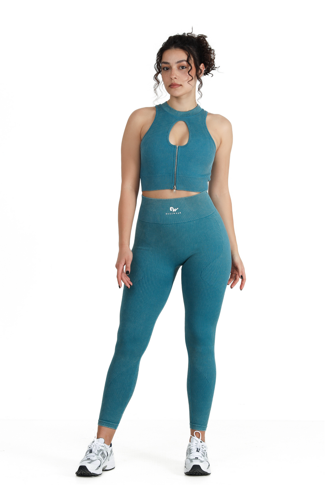 SETURI – buzzwearbrand